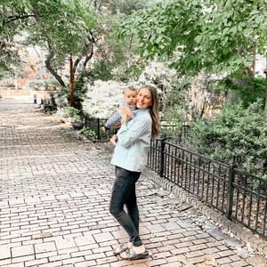 Meet your Posher, Olivia